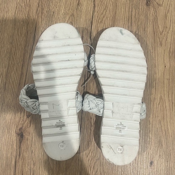 Marc Fisher miljaimee Woven Sandals size 7 - Picture 3 of 6